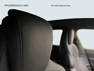 Porsche Taycan Turbo S Cross Turismo