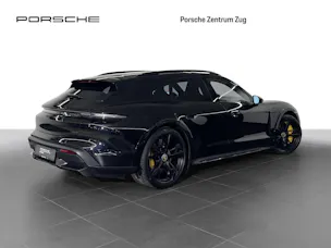 Porsche Taycan Turbo S Cross Turismo