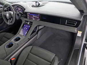 Porsche Taycan GTS Sport Turismo