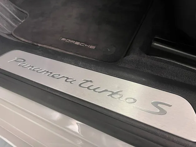 Porsche Panamera Turbo S E-Hybrid