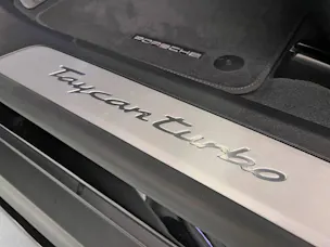 Porsche Taycan Turbo Sport Turismo