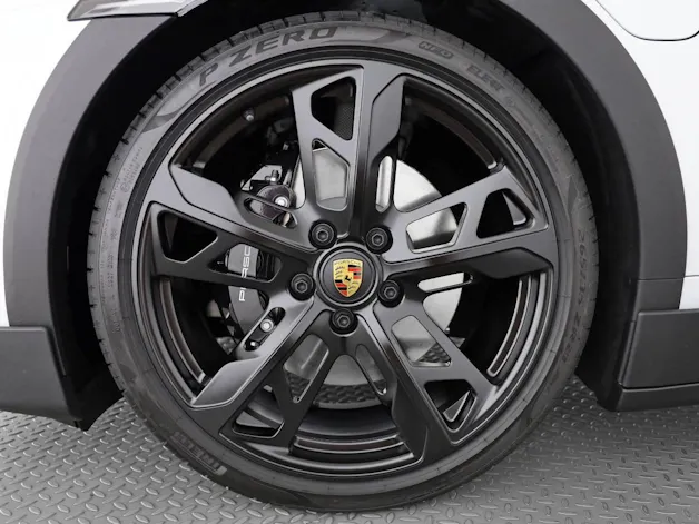 Porsche Taycan 4S Cross Turismo