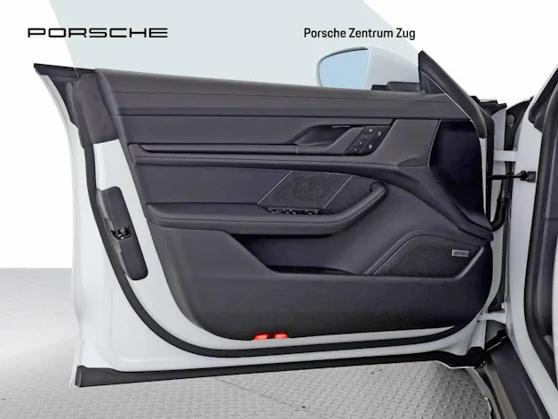 Porsche Taycan 4S Cross Turismo