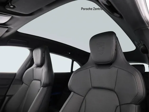 Porsche Taycan 4S Cross Turismo