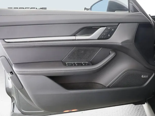 Porsche Taycan 4S