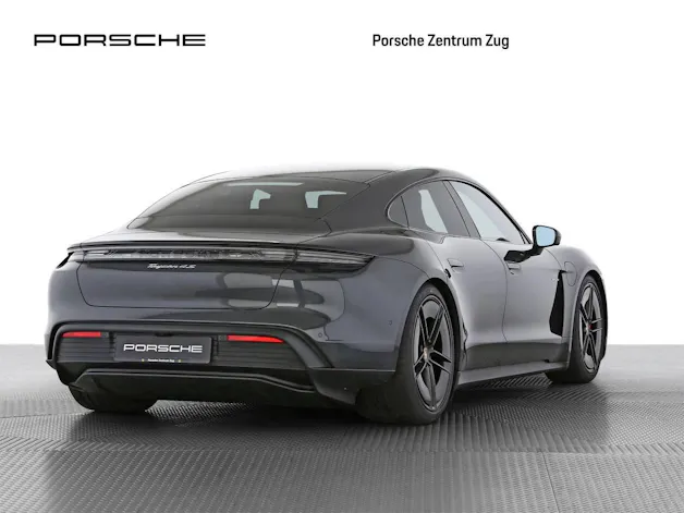 Porsche Taycan 4S