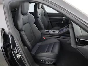 Porsche Taycan 4S