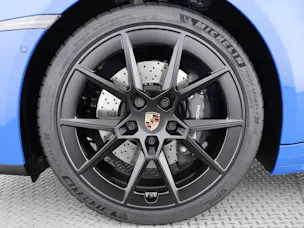 Porsche 911 Carrera