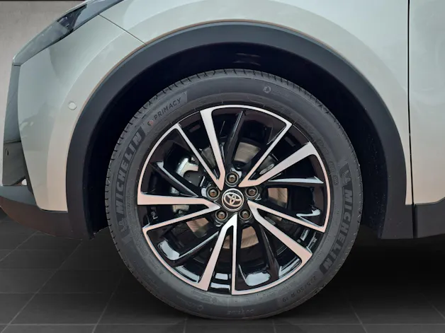 Toyota C-HR 2.0 HEV Style 4x4