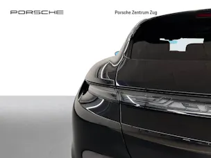 Porsche Taycan Turbo S Cross Turismo