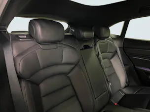 Porsche Taycan Turbo S Cross Turismo