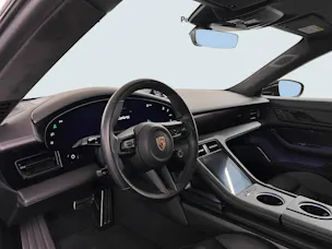 Porsche Taycan Turbo S Cross Turismo