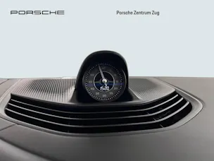 Porsche Taycan Turbo S Cross Turismo