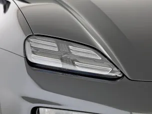 Porsche Macan 4