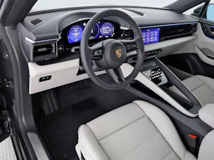 Porsche Macan 4
