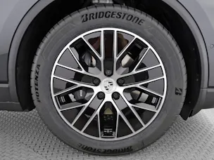 Porsche Macan 4