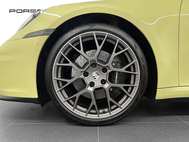 Porsche 911 Carrera