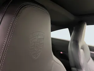 Porsche 911 Carrera