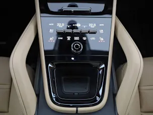 Porsche Cayenne S E-Hybrid Black Edition