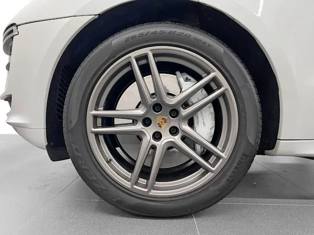Porsche Macan Turbo
