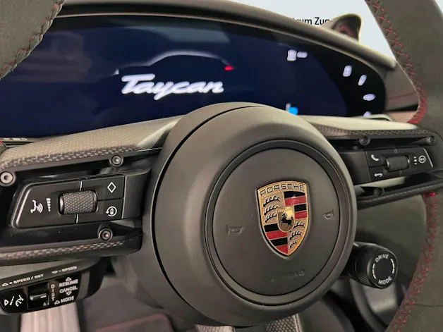 Porsche Taycan GTS Sport Turismo