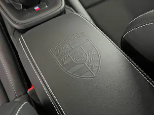 Porsche 911 Carrera 4 GTS Cabriolet