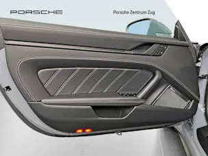 Porsche 911 Carrera 4 GTS Cabriolet