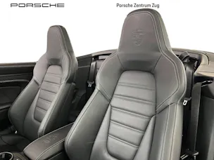 Porsche 911 Carrera 4 GTS Cabriolet