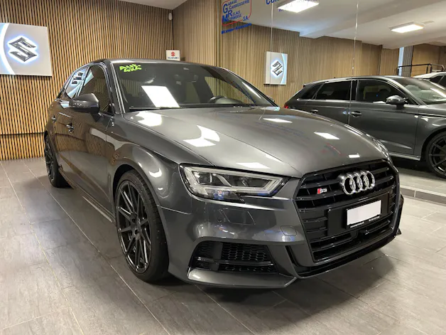Audi S3 Sportback 2.0 T FSI quattro S-Tronic