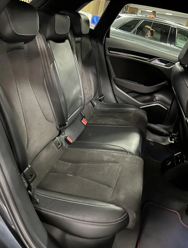 Audi S3 Sportback 2.0 T FSI quattro S-Tronic