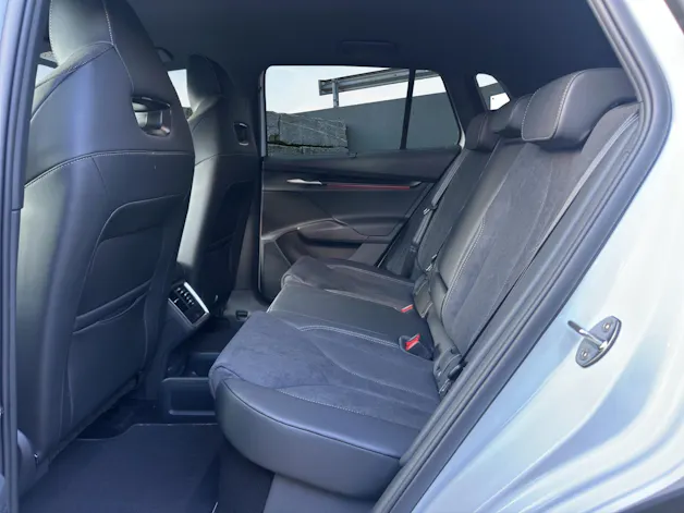Škoda Elroq 85x Sportline 4x4