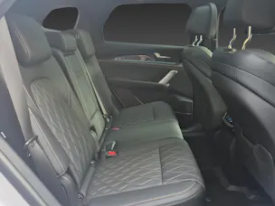 BYD TANG Flagship 7Pl. 4x4