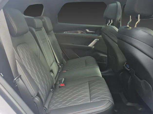 BYD TANG Flagship 7Pl. 4x4