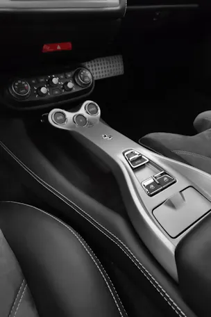Ferrari California 30 4.3 V8