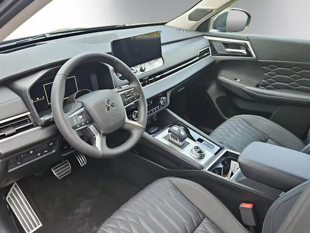 Mitsubishi SNOW EDITION Outlander 2.4 PHEV Instyle 4x4