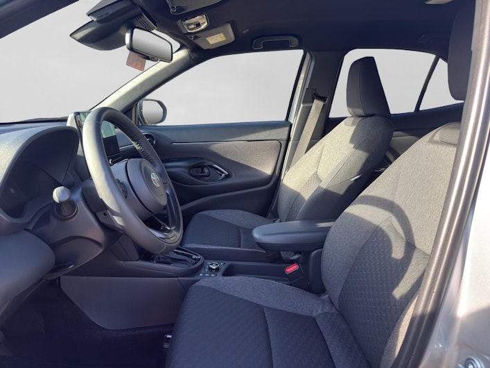 Vehicle image TOYOTA YARIS CROSS