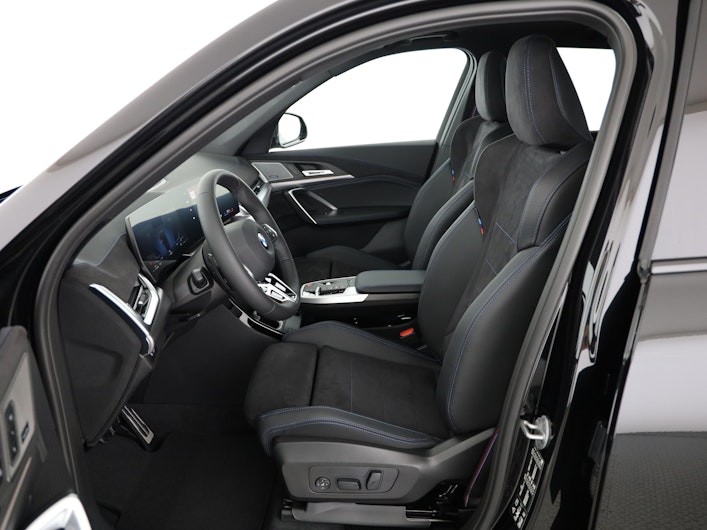 Vehicle image BMW X1