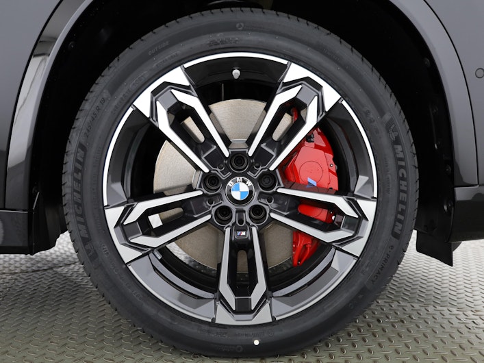 Vehicle image BMW X1