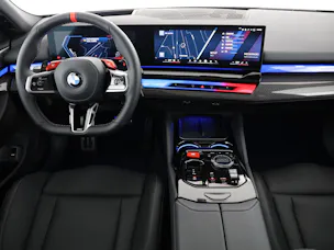 BMW M5 xDrive Touring