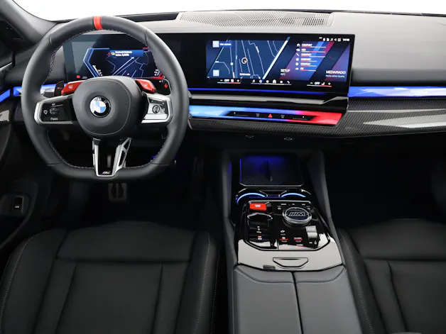 BMW M5 xDrive Touring