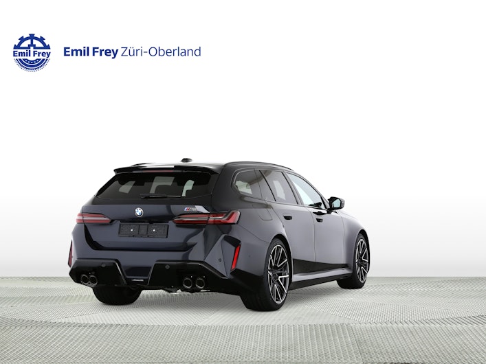 Vehicle image BMW M5