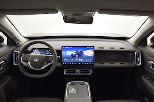 Vehicle image LEAPMOTOR B10 Design