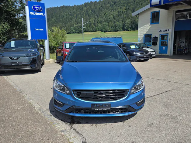 VOLVO V60 2.0 T6 Mome. R-Design AWD S/S