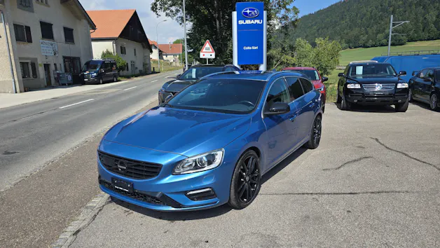 VOLVO V60 2.0 T6 Mome. R-Design AWD S/S
