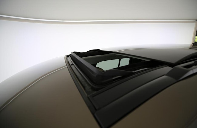 Vehicle image 12 Vehicle image 12