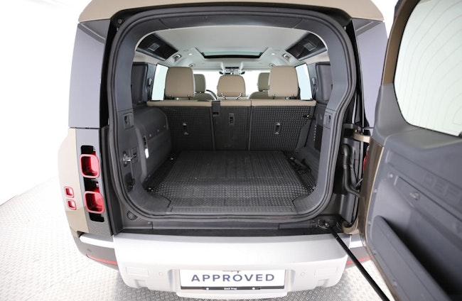 Vehicle image 13 Vehicle image 13