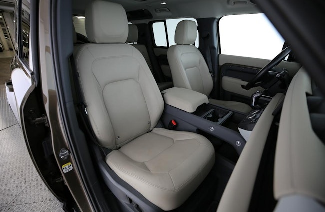 Vehicle image 10 Vehicle image 10