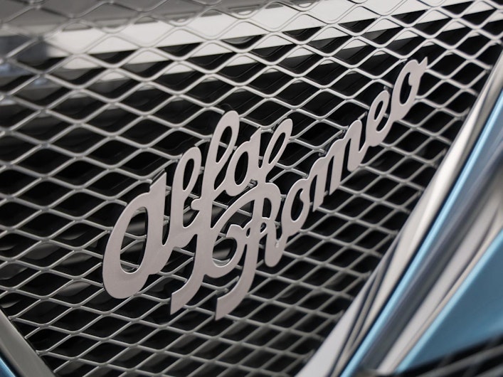 Vehicle image ALFA ROMEO JUNIOR