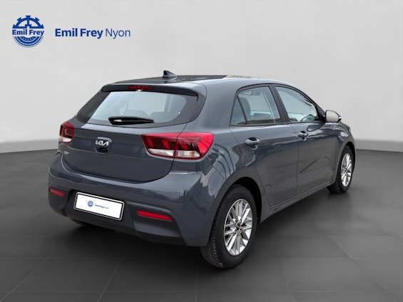 Vehicle image 5 Vehicle image 5