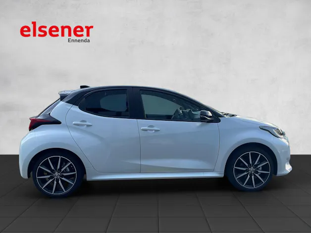 Toyota Yaris 1.5 VVT-i HSD GR Sport